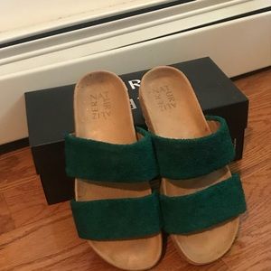 Naturalizer Shoes - Minimalist slide sandal - Green, size 8 Naturalizer Shoes - Minimalist slide sandal - Green, size 8